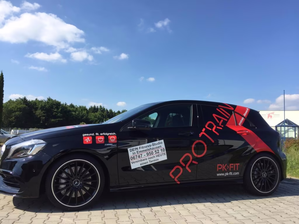 PROTRAIN Fahrzeug als Zeichen regionaler Präsenz.